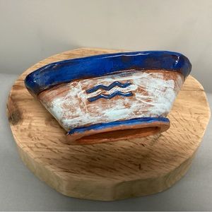 Beautiful Handmade Clay Pottery Planter of Aztec - Native American Style - Rare